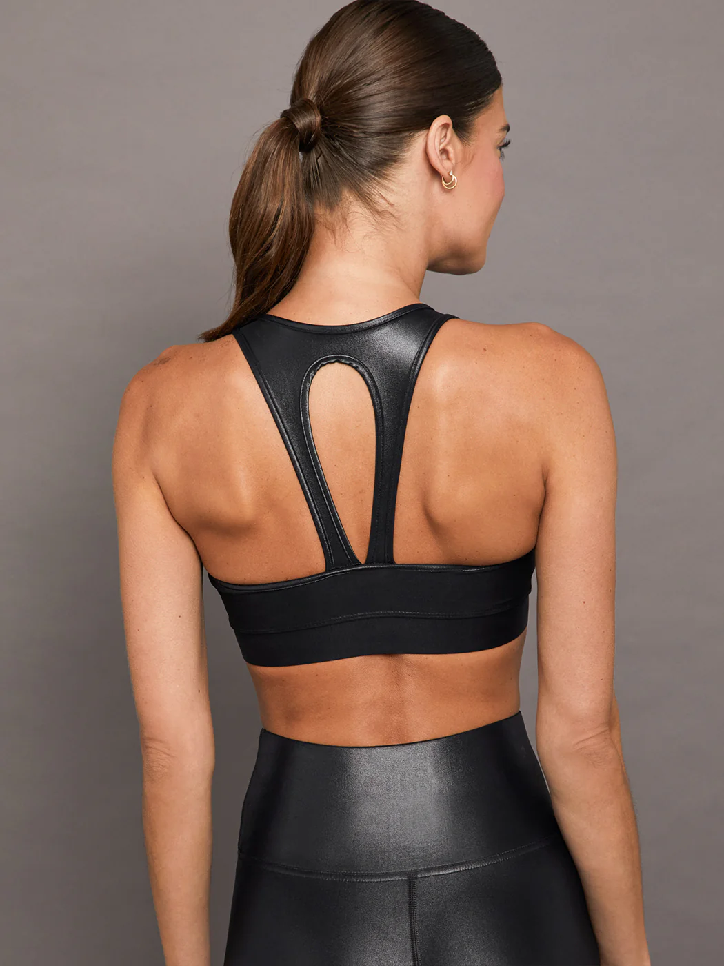 Action Bra 2.0 in Takara Shine - Black - Image 3